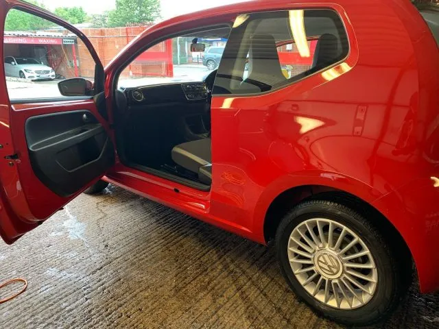 #americancarwash #carwash #radiantwax #spraypolish #details #shampoo #buffing #shinywheels #childservice #detailing #valeting #snowfoam #special #london